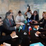 finance-ministers-of-pakistan-and-france-meeting-on-september-15-2016-1